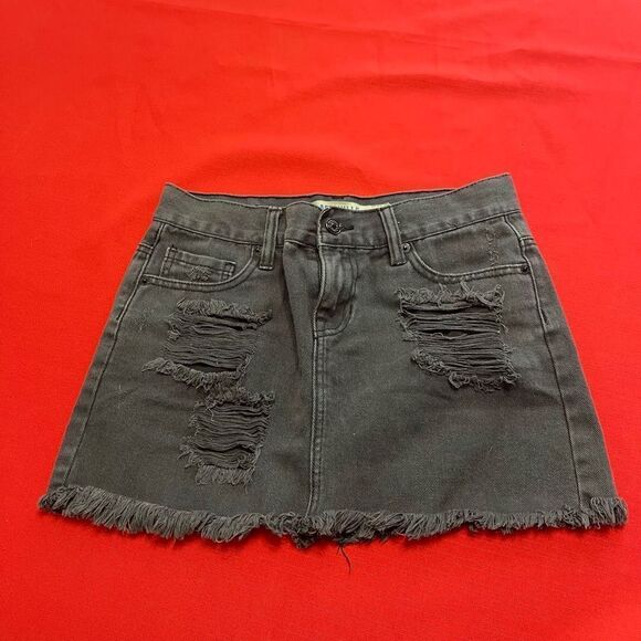 Brandy Melville Black Destroyed Distressed Denim Skirt Size 24 - Picture 1 of 8